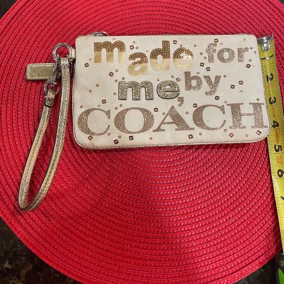 Coach vintage wristlet - Picture 2 of 6